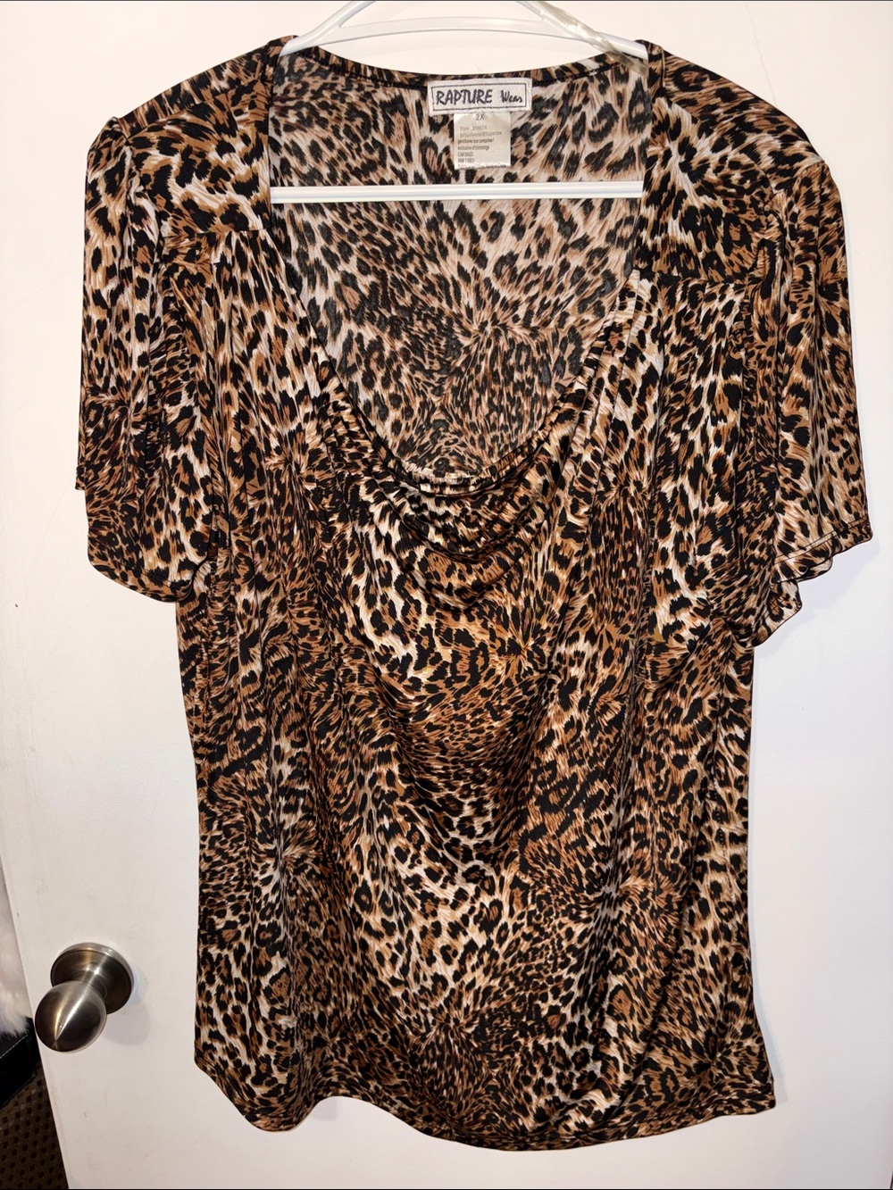 2XL Leopard Print Drape Neck Women's Top PTP25-26” GUC
